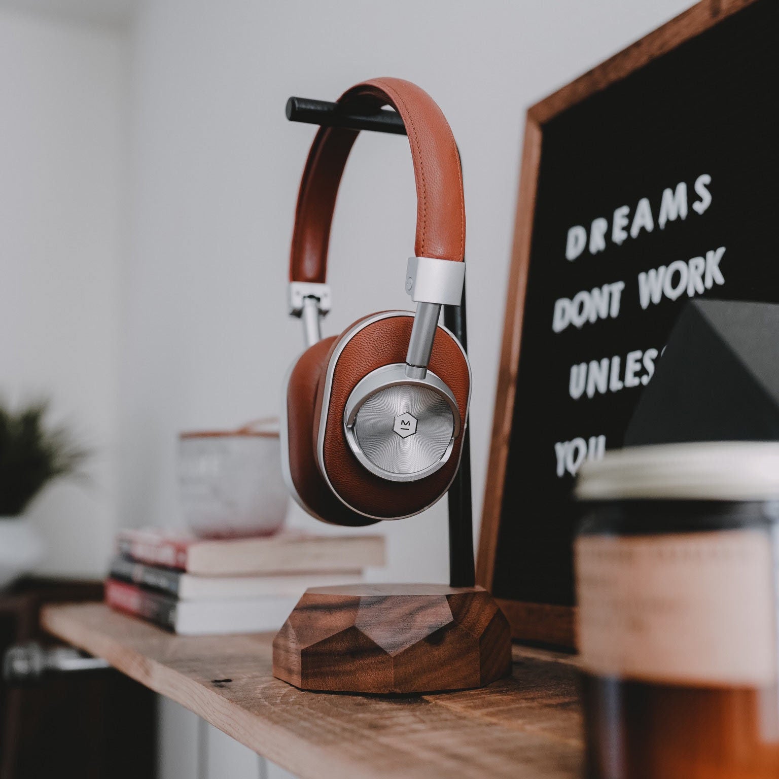 Headphone Stand