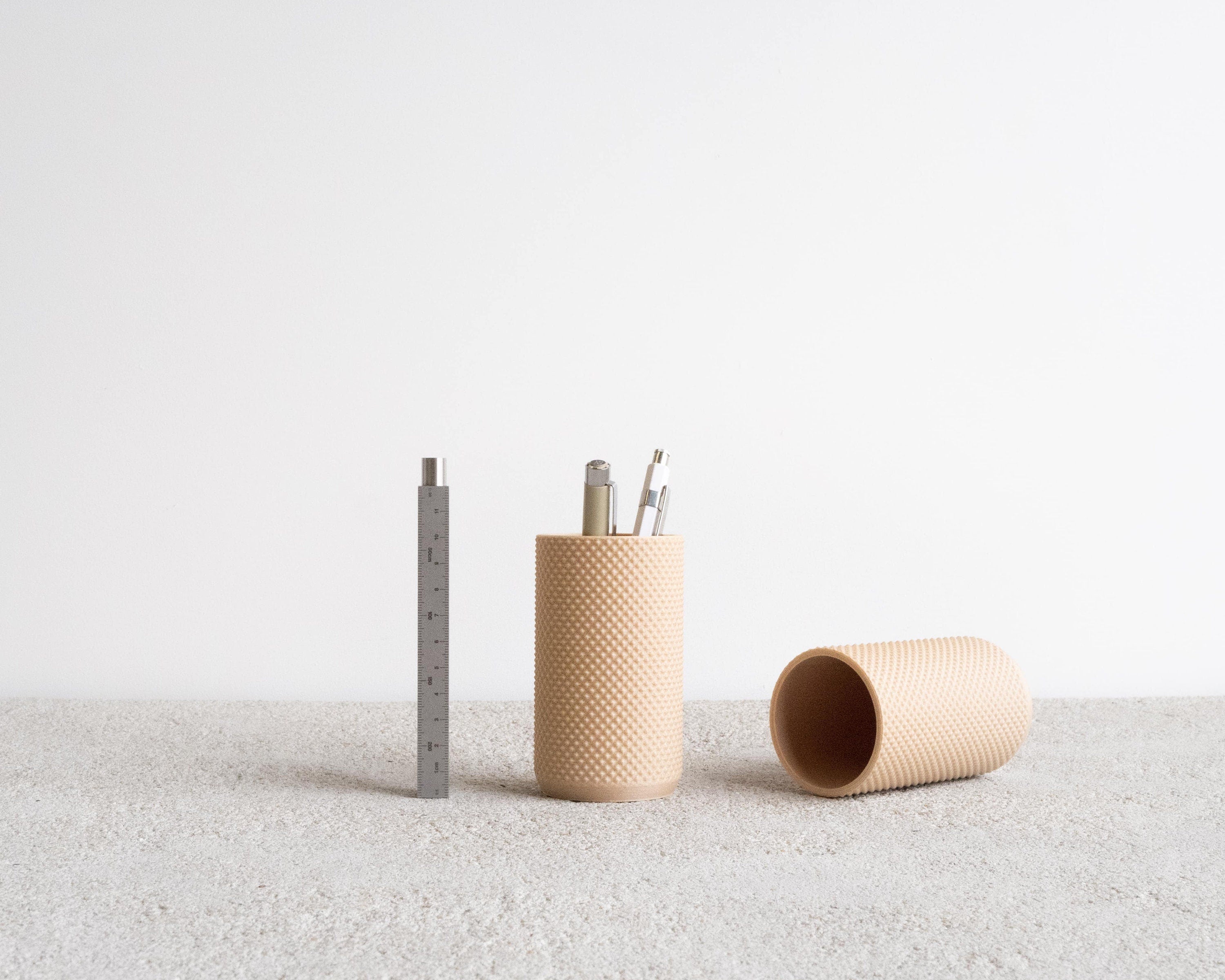 Piko Pen Holder