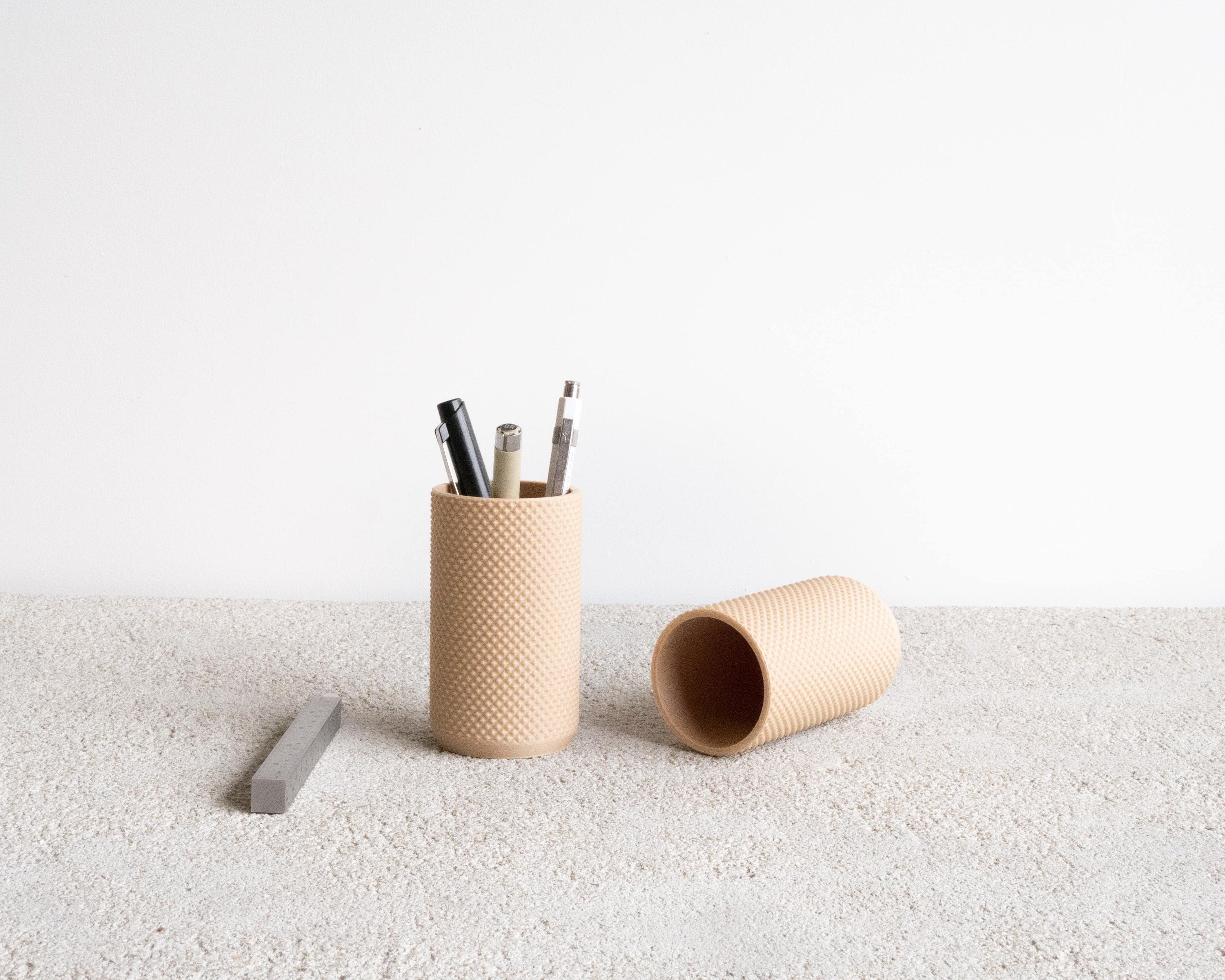 Piko Pen Holder