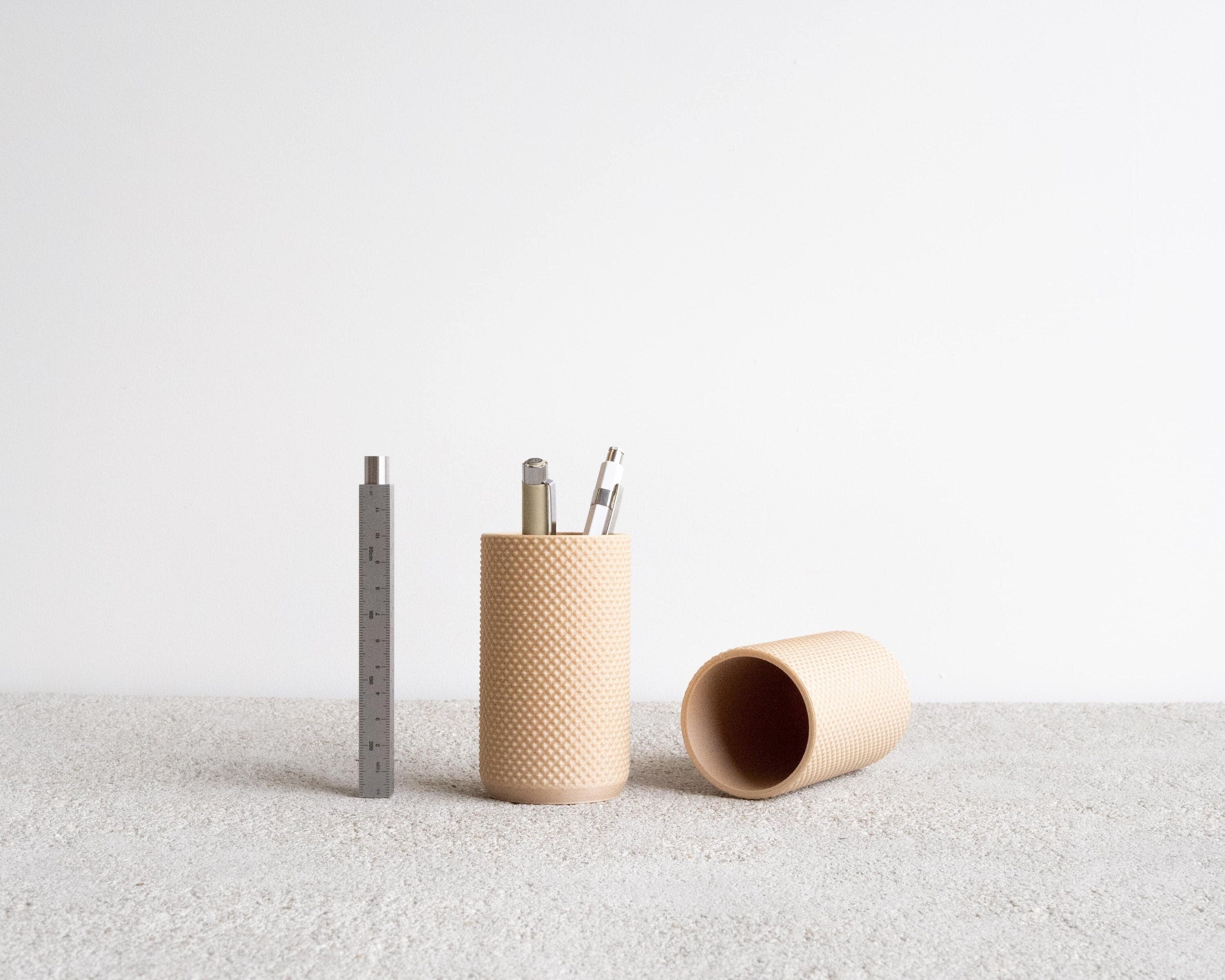 Piko Pen Holder