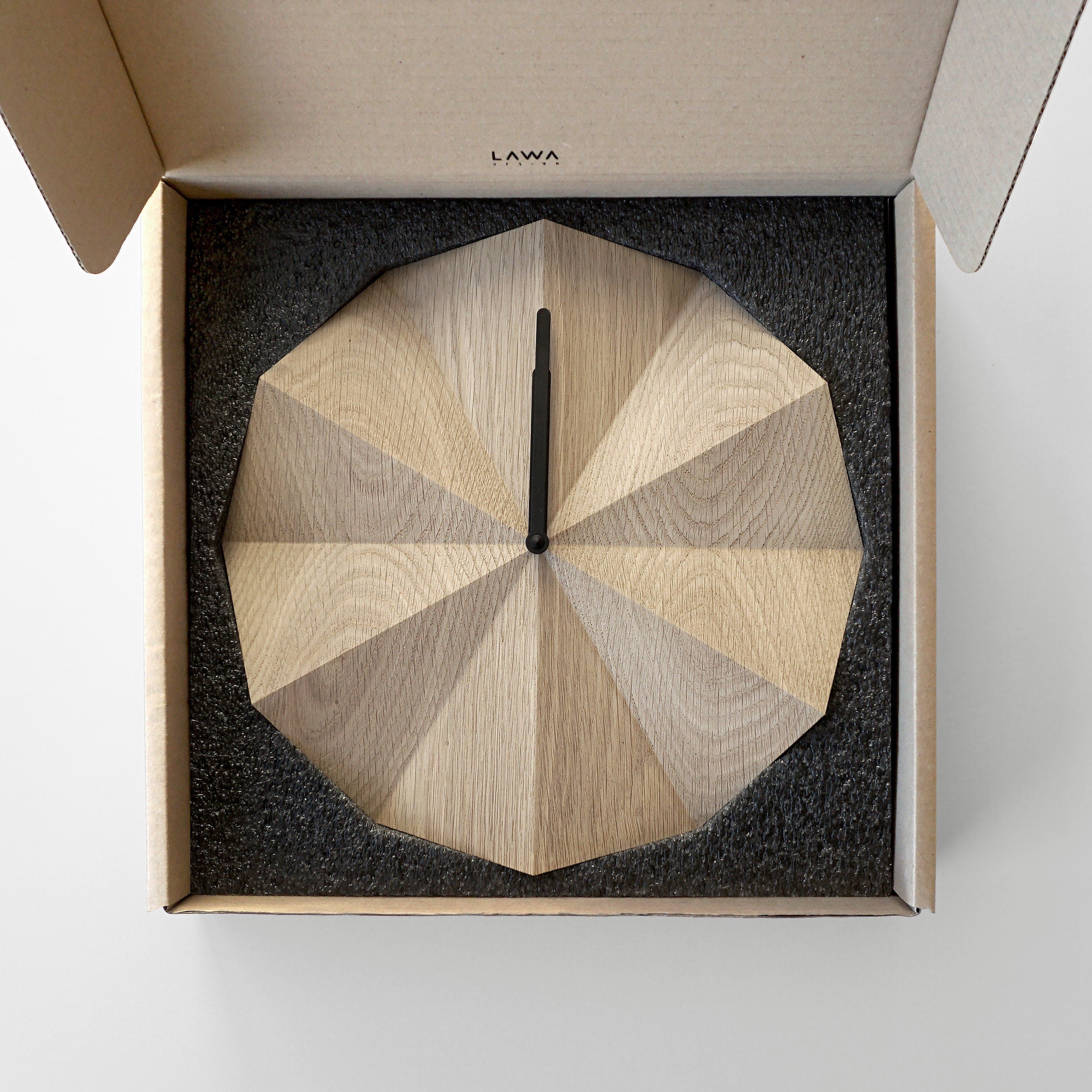 Delta Clock Oak • Minimalist Wooden Wall Clock • Natural Oak • Unique Home Wall Art • Office Decor