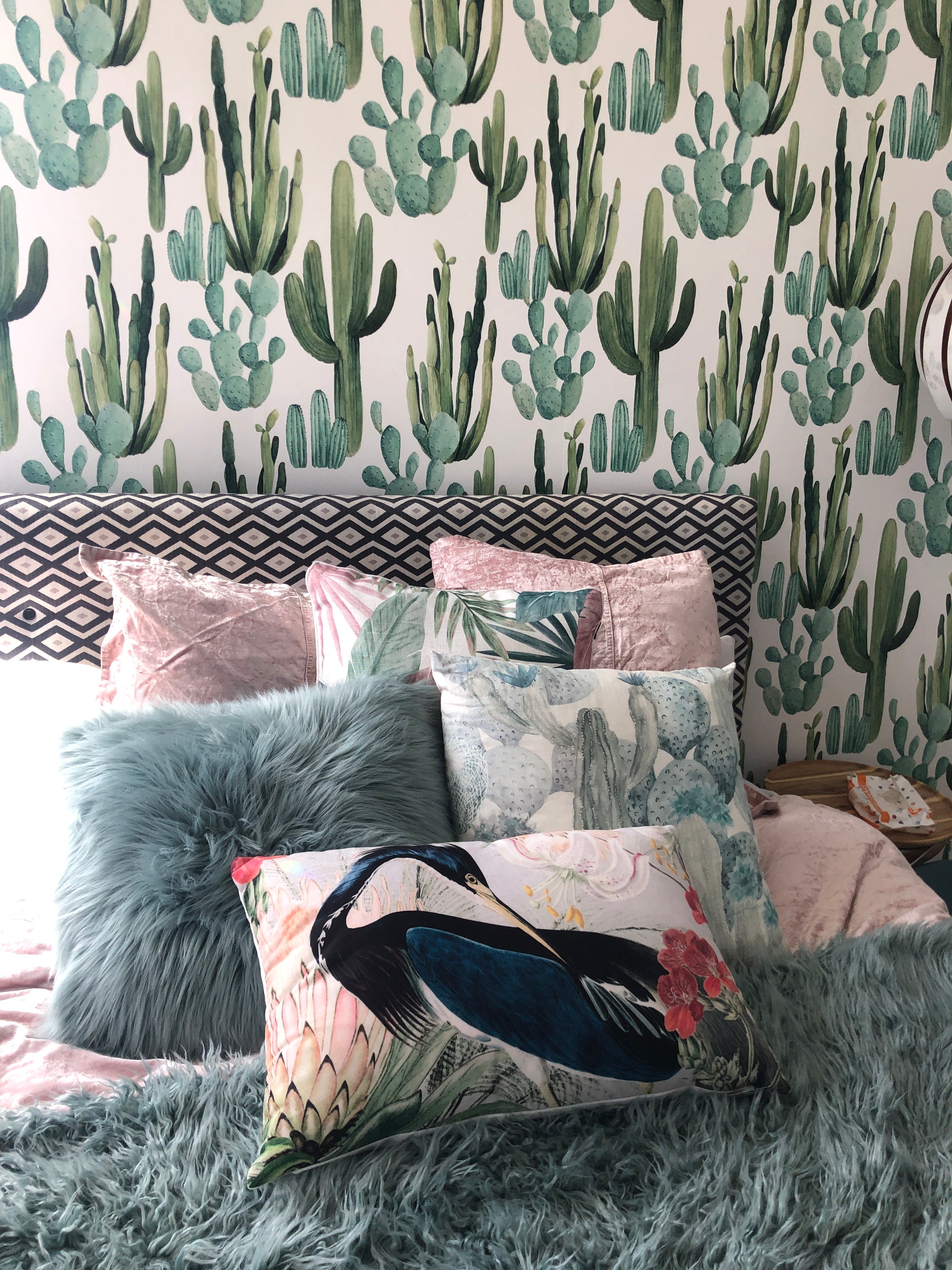 Bedroom Wallpaper Ideas for a Restful, Stylish Retreat - Tomono