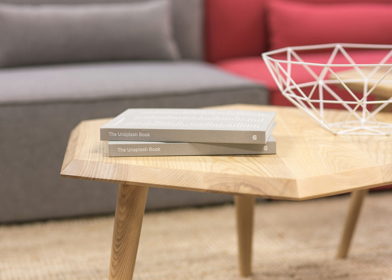 How to Decorate with Functional and Stylish Smart Tables