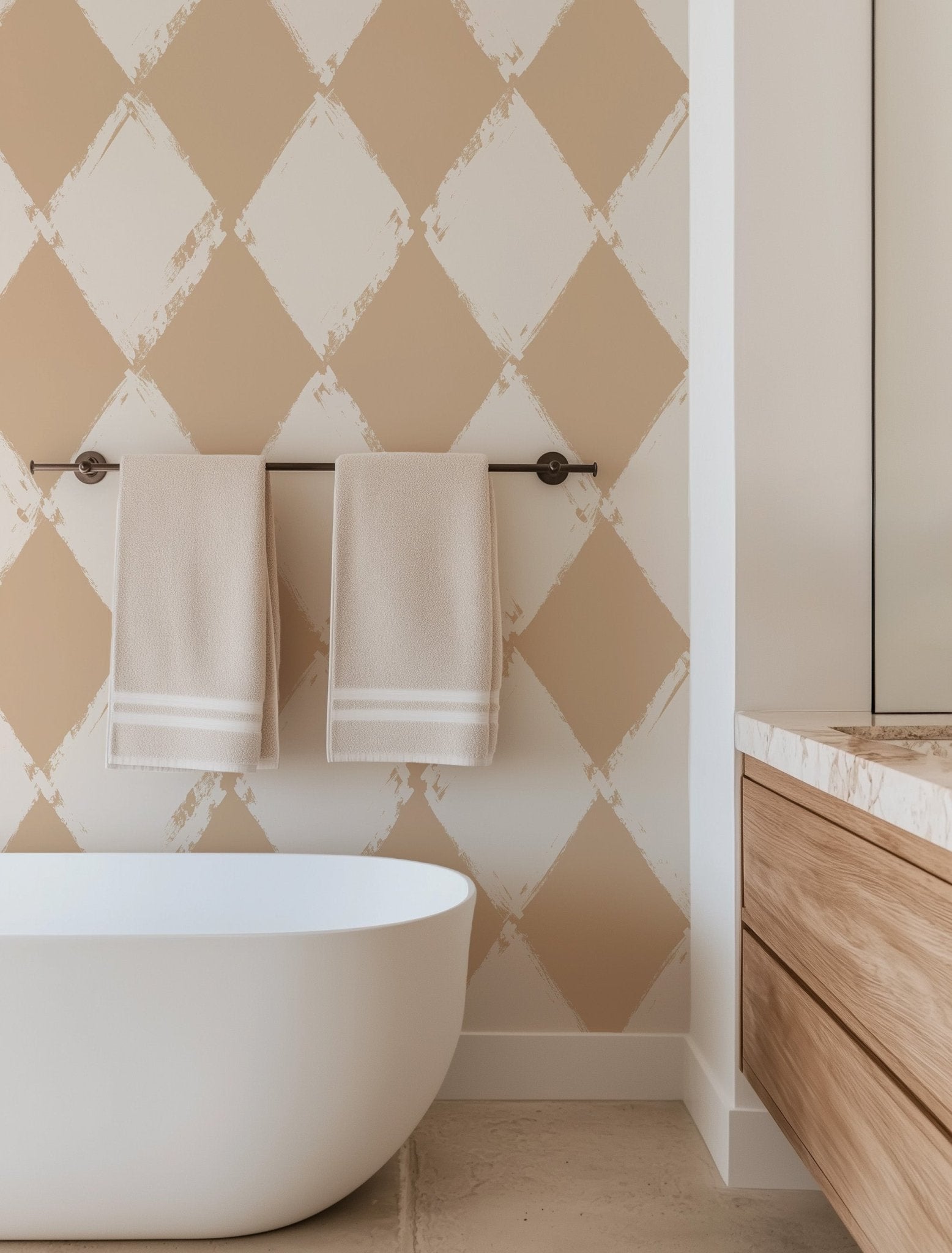 Bright Painted Rhombs - Tomono