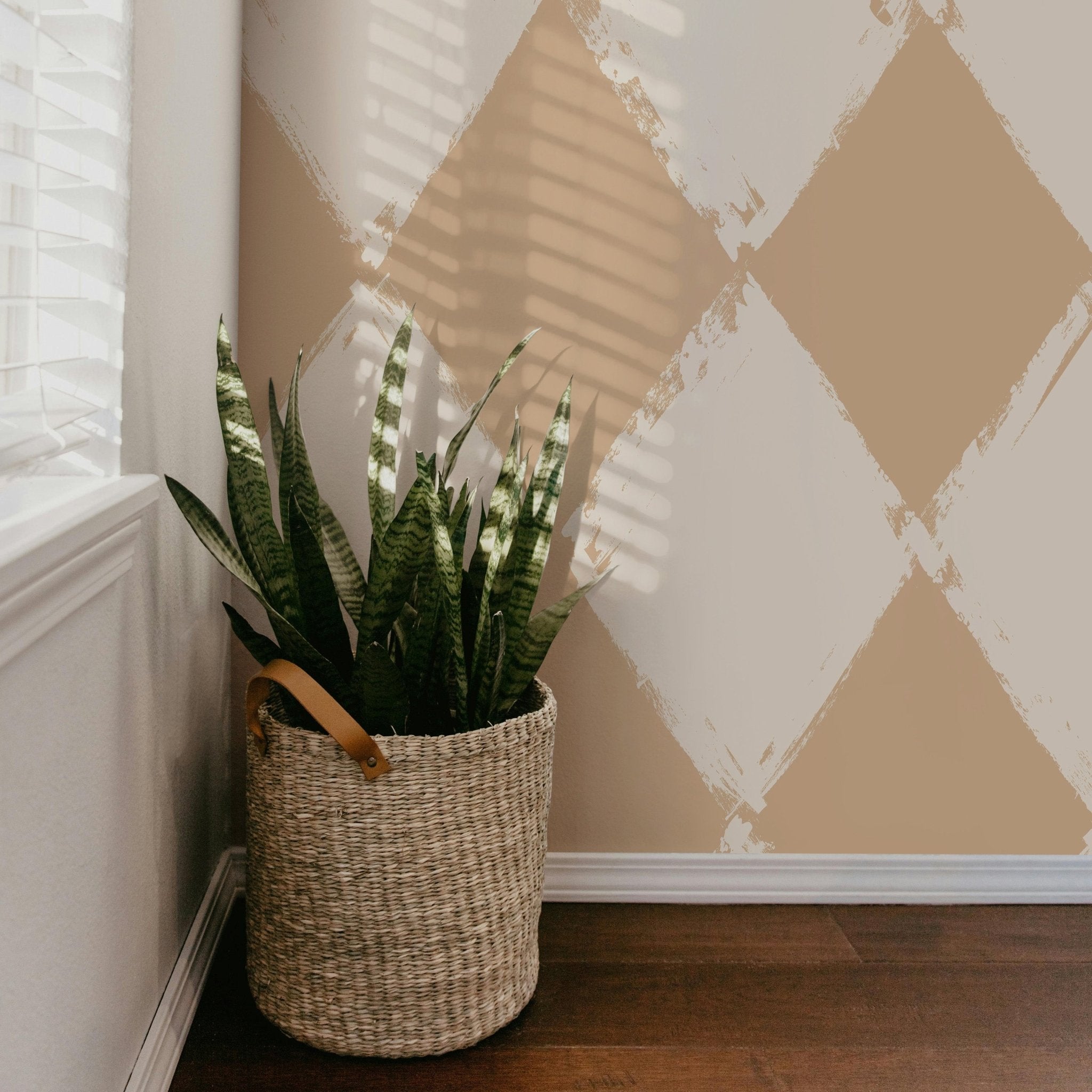 Bright Painted Rhombs - Tomono