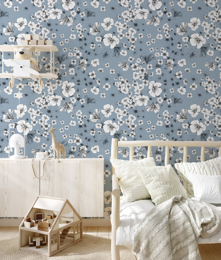 Delicate Gray Flowers - Tomono