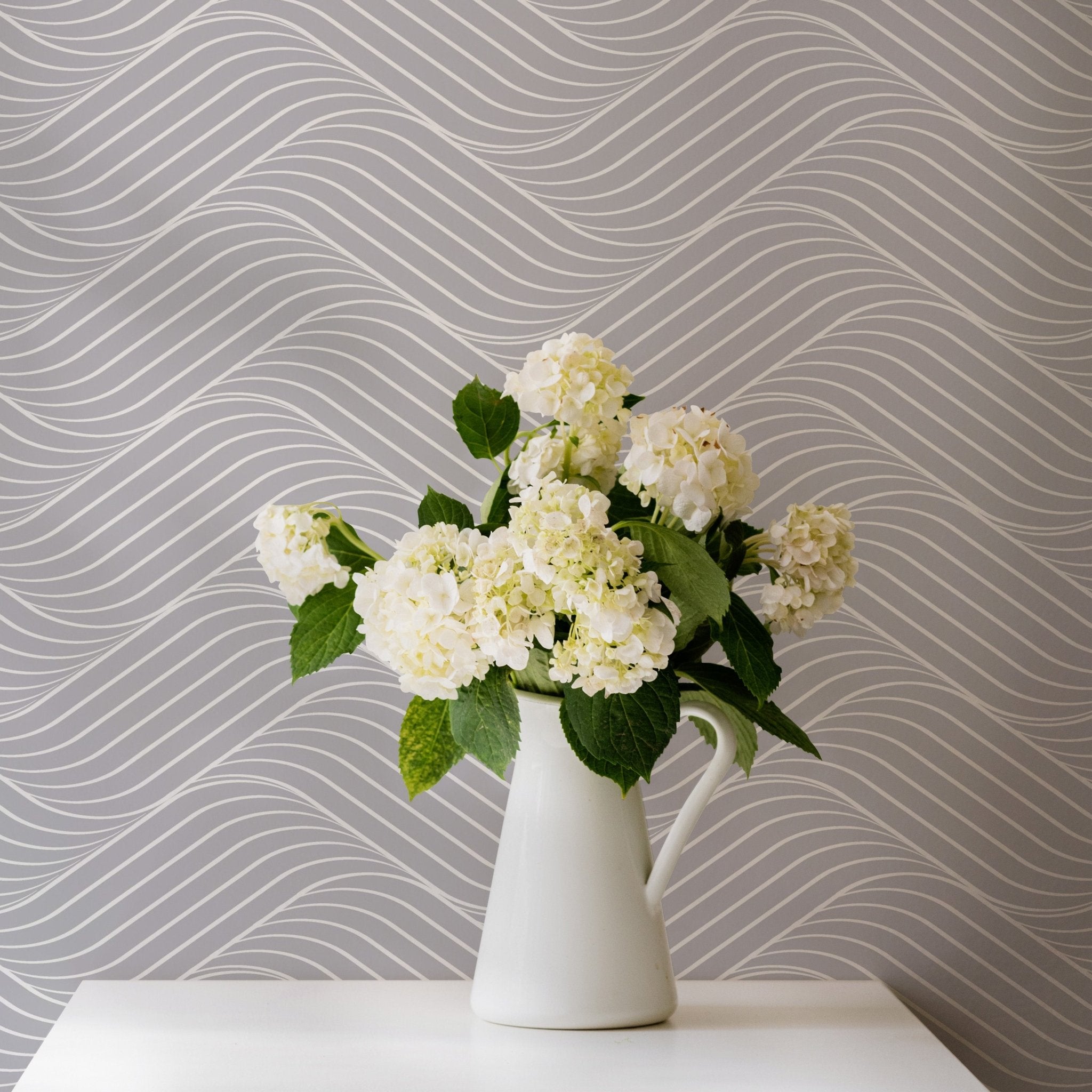 Gray Abstract Ocean - Tomono