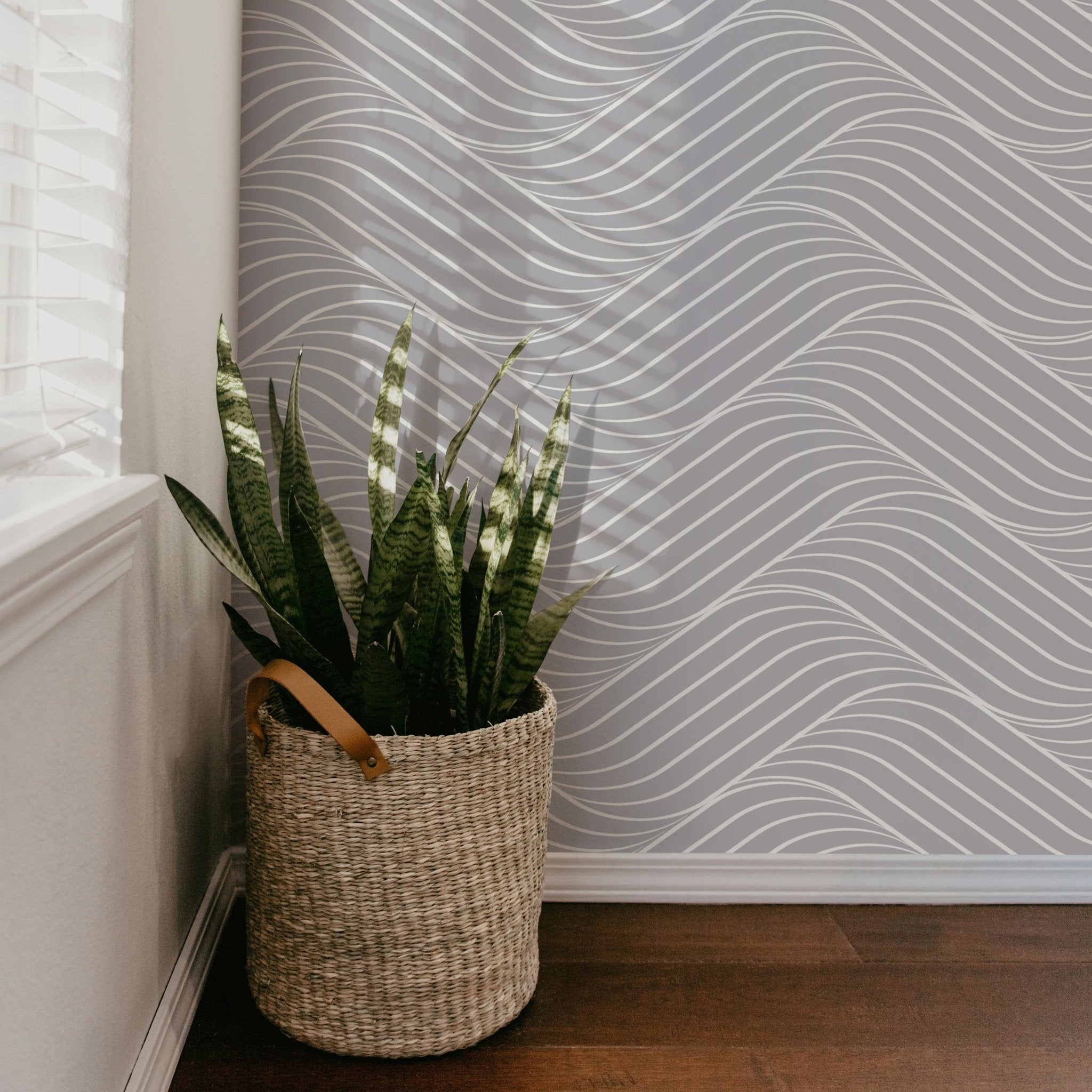 Gray Abstract Ocean - Tomono