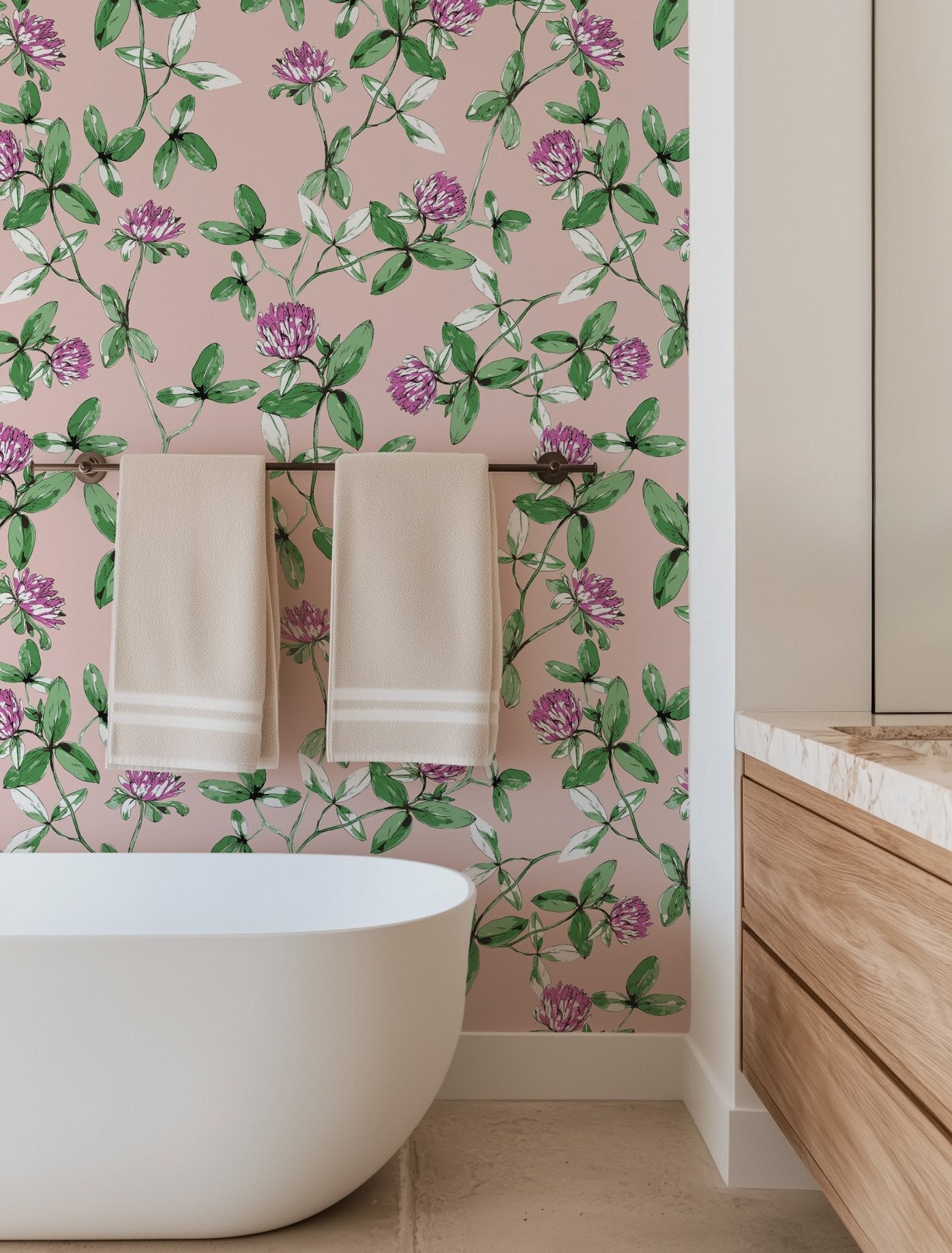 Hand Drawn Clover - Tomono