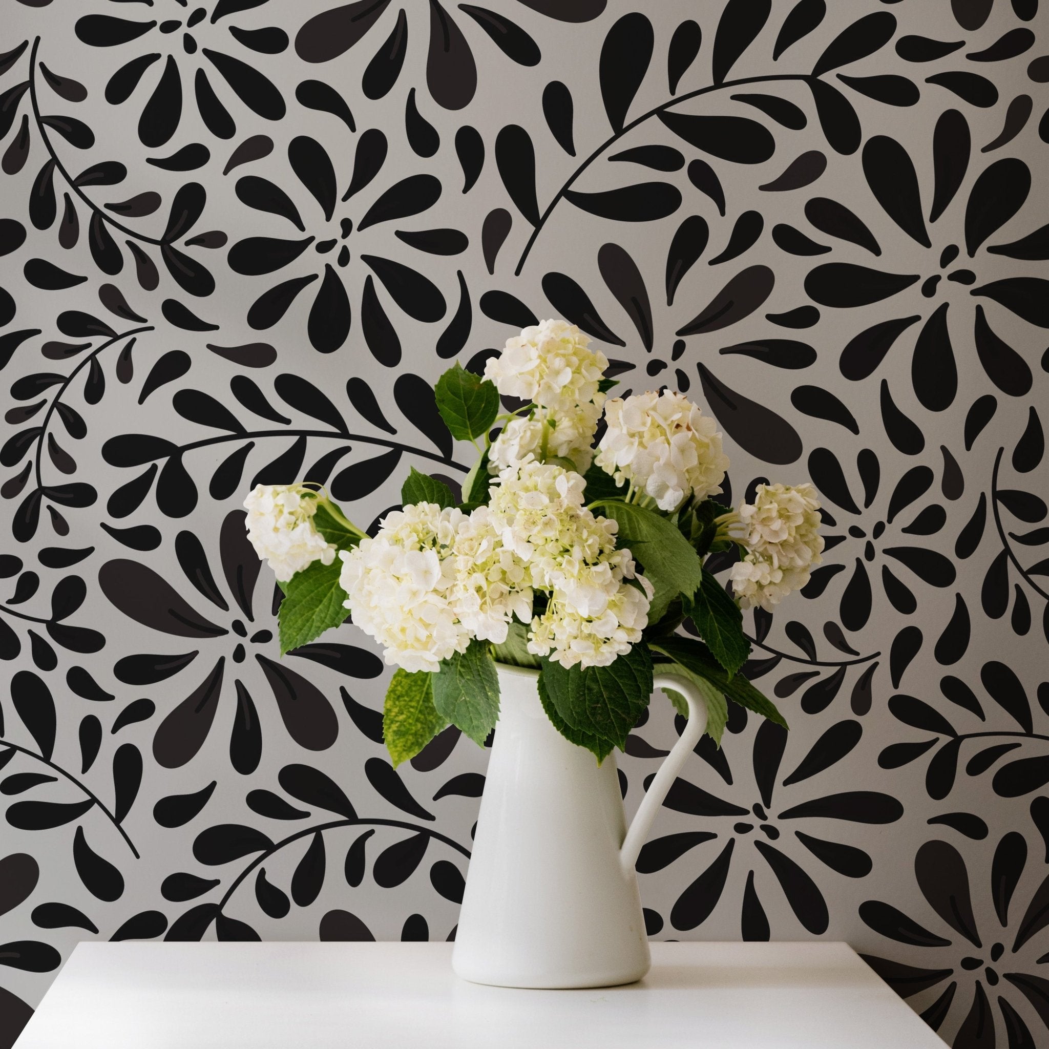 Monochrome Liquid Flowers - Tomono