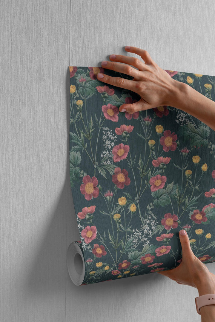 Red Flowers Pattern - Tomono