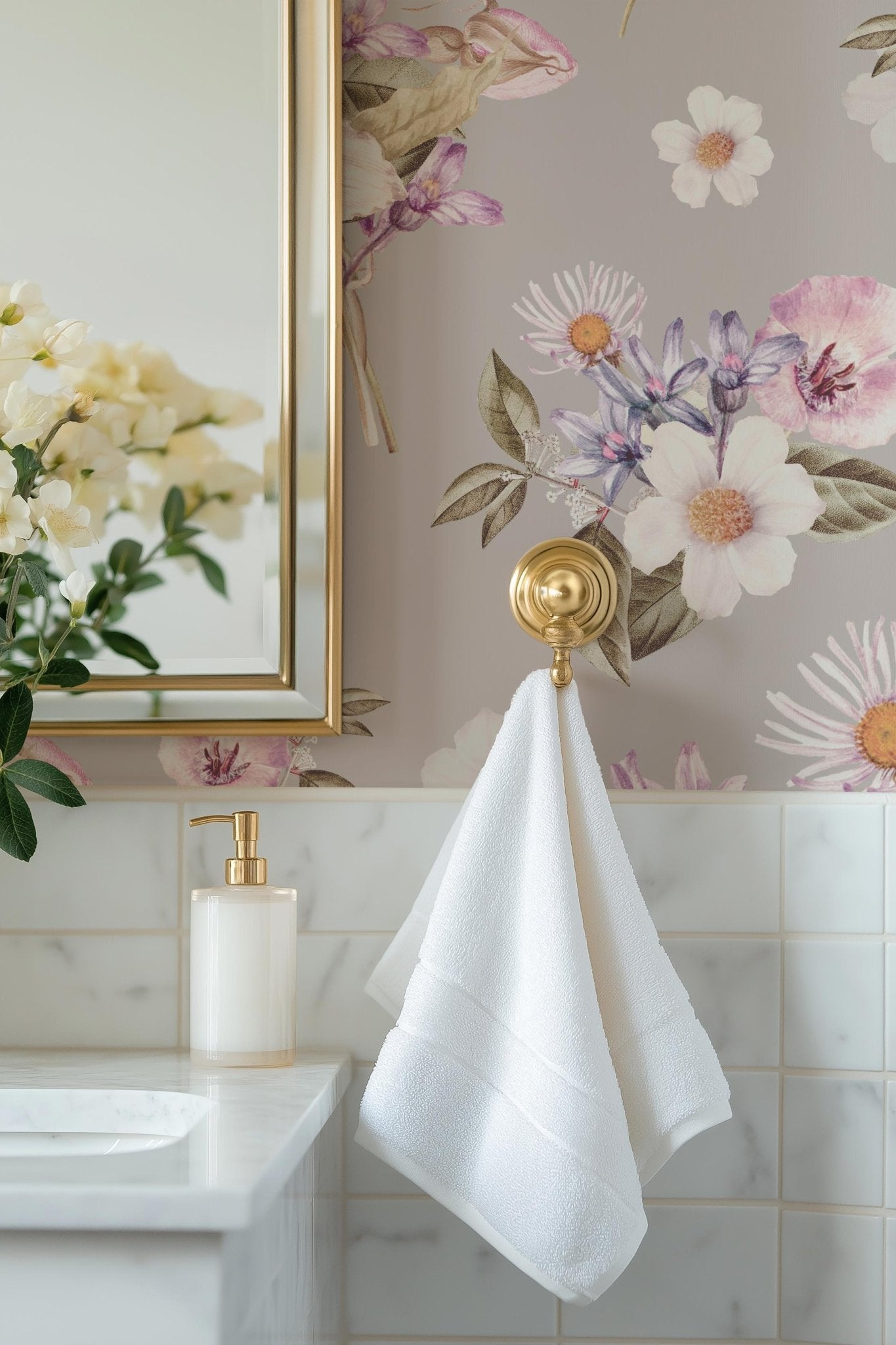 Romantic Dusty Flowers - Tomono