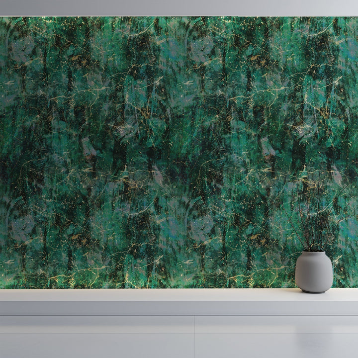 Tsavorite Stone - Tomono