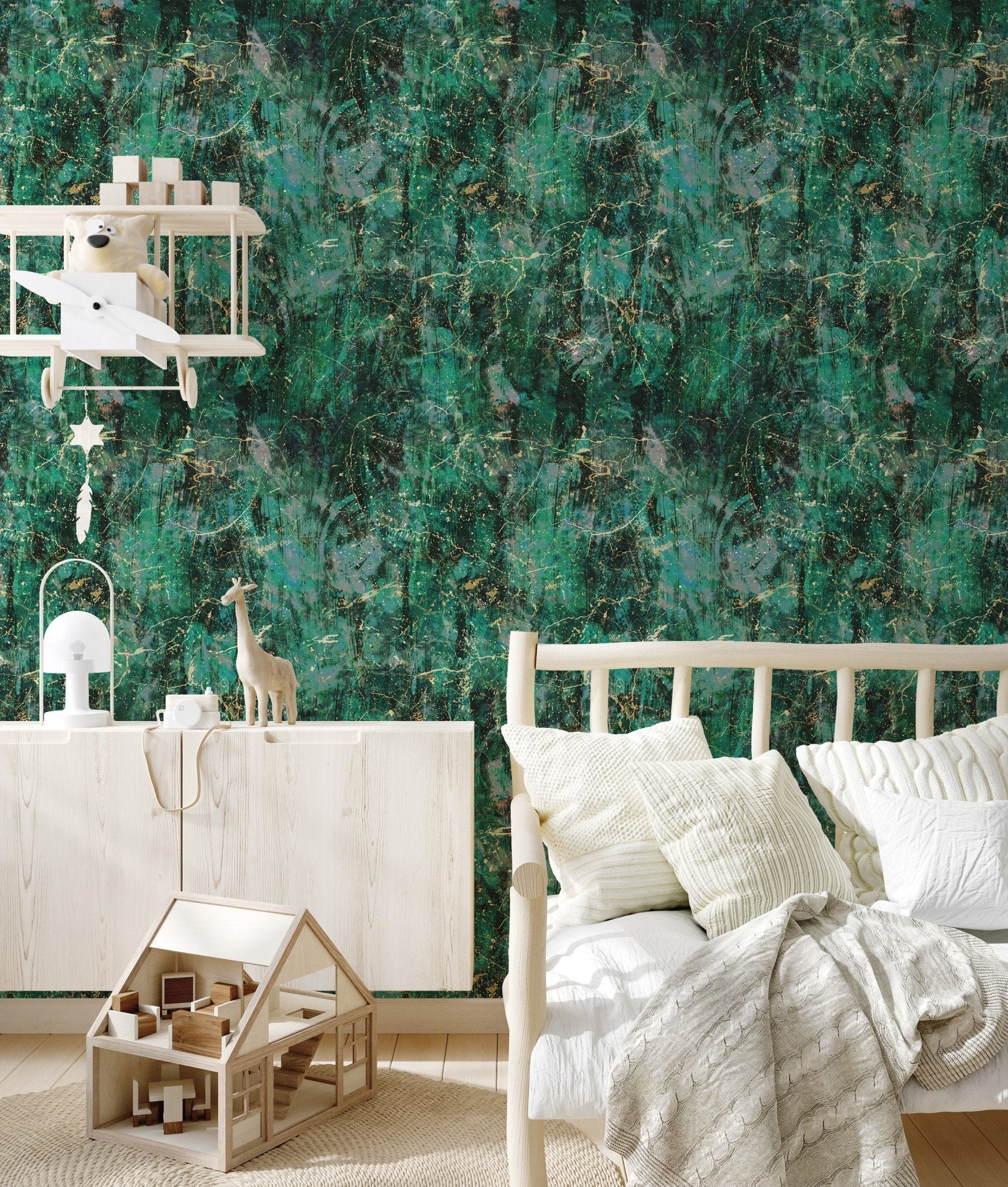 Tsavorite Stone - Tomono