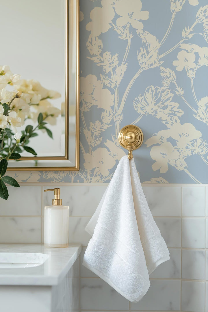 White Blooming Flowers - Tomono