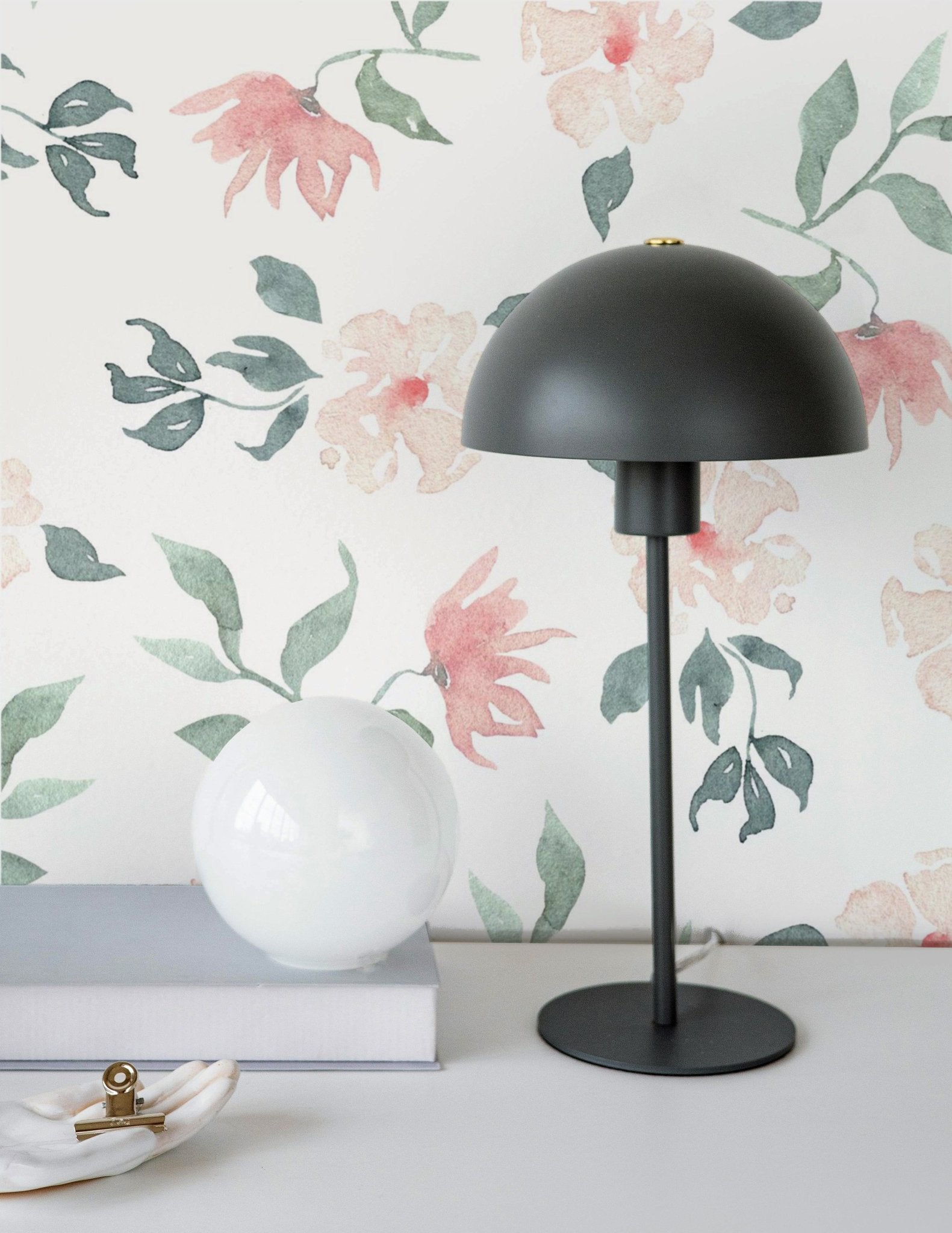 Wind and Flowers - Tomono