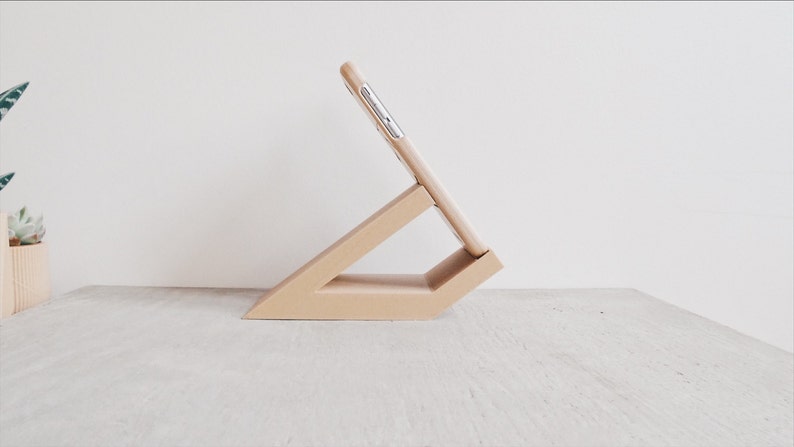 Zelig Phone Holder