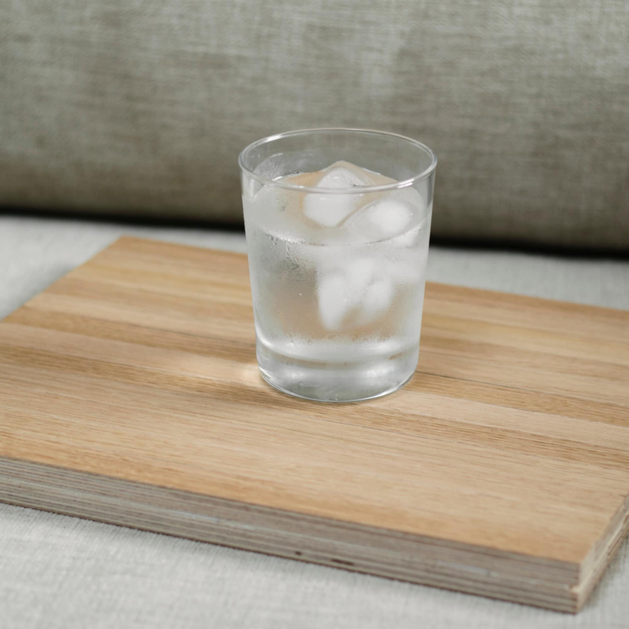 Flexible Tray for Sofa and Unstable Surfaces - Comfort and Stability in Your Home! - DETRAY OAK