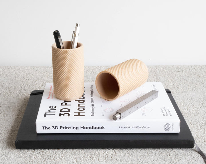 Piko Pen Holder